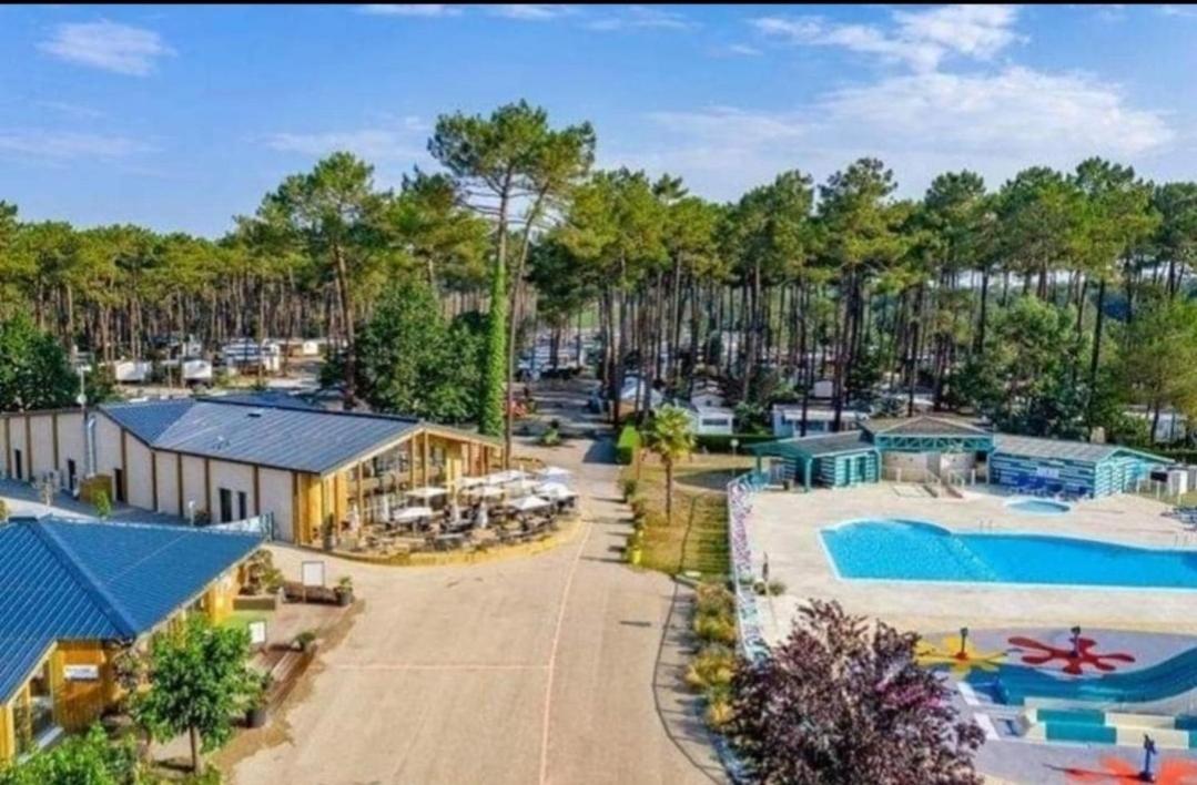 Camping Des Dunes De Contis Mobilhome 3Ch, Saint-Julien-en-Born Exteriér fotografie